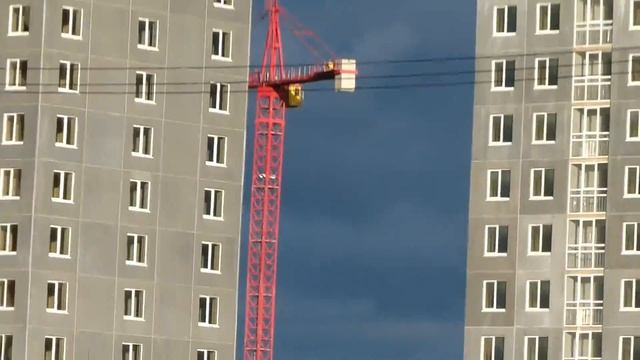 Вид на ЖК "Анкудиновский Парк" со стороны коттеджного посёлка. смотреть онлайн