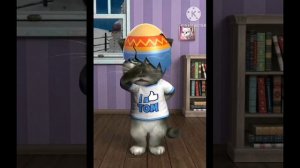 Бен пердит каждый день а Том матерится