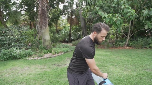 Different types of exercises with the Aquabag | inSync, inPact & inBalance смотреть онлайн