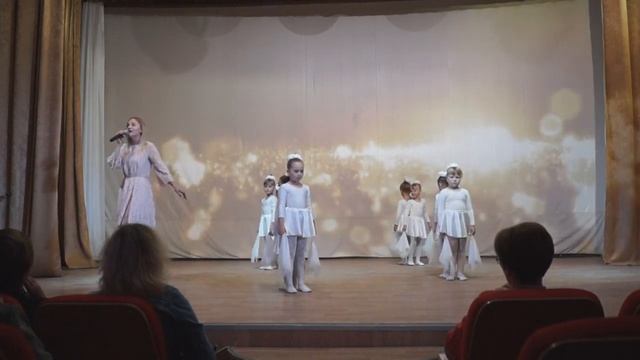 Танец девочек "Нежность" Мой ласковый и нежный зверь смотреть онлайн