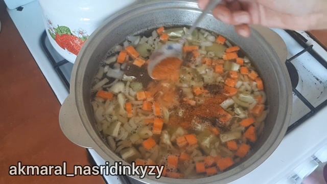 Сиыр етінен өте дәмді ШОРПА.Қазақша рецепт. Шурпа с говядиной-очень вкусное блюдо. смотреть онлайн