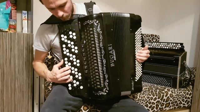 Bugari Armando. Итальянский баян! Супер Баян. Ломаная дека смотреть онлайн