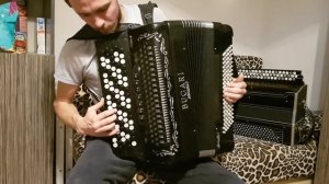 Bugari Armando. Итальянский баян! Супер Баян. Ломаная дека