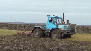 Мощная вспашка трех Т-150К с плугами ПЛН-5-35