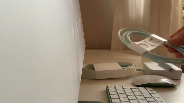 Unboxing The Green IMac 24-inch Retina 4.5K With M1 Chip
