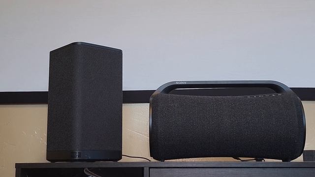 Sony SRS Xg500 vs Ultimate Ears Hyperboom смотреть онлайн