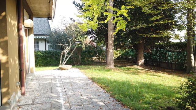 Rif. 01/ville - VILLA SINGOLA tipo B - Arese смотреть онлайн