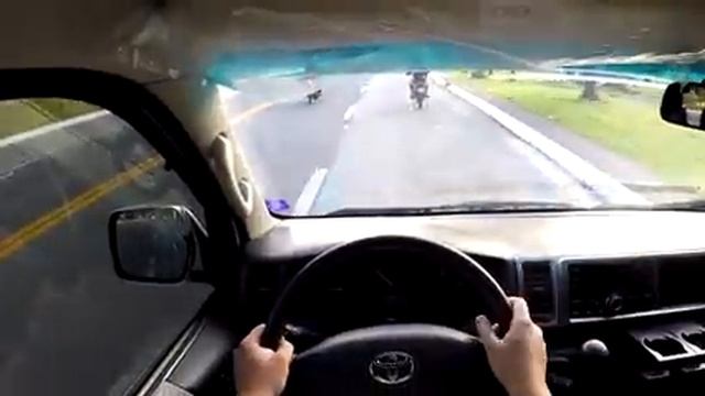 2018 Toyota Grandia 3.0 DSL MT POV Test Drive смотреть онлайн