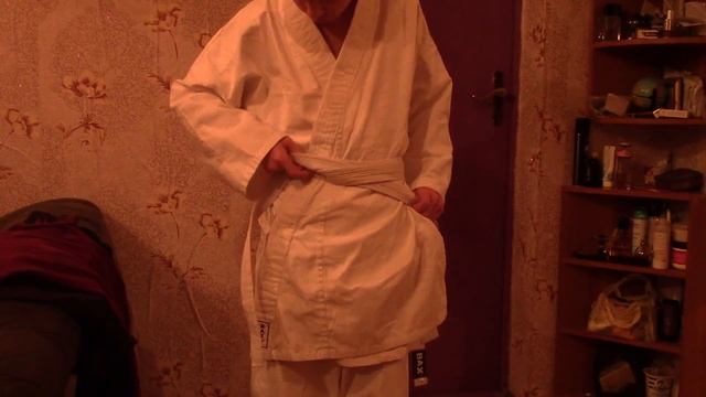 КАК ЗАВЯЗЫВАТЬ ПОЯС НА КИМОНО !!! смотреть онлайн