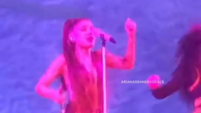 Ariana Grande was crying during thank u next in Pittsburgh, the hometown of her ex Mac Miller... смотреть онлайн