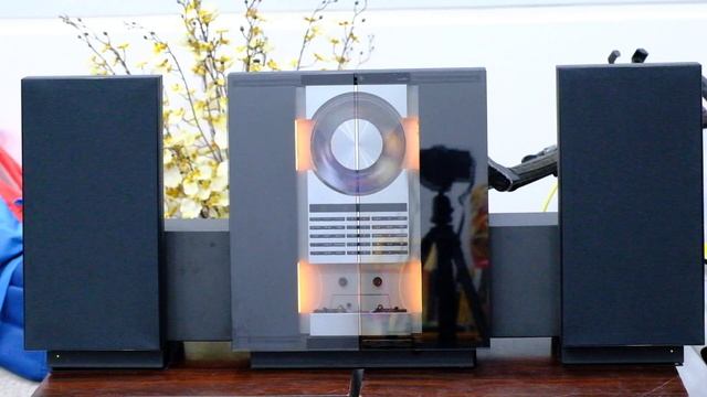 Bang & Olufsen BeoSound Ouverture смотреть онлайн