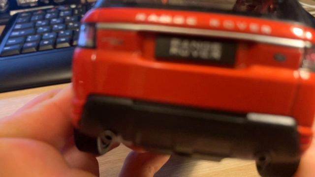 Обзор модели Range Rover Sport от Welly смотреть онлайн