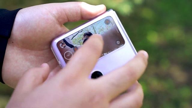 OPPO Find N2 Flip обзор и ОТВЕТЫ НА ВОПРОСЫ // ДВЕ OS? смотреть онлайн