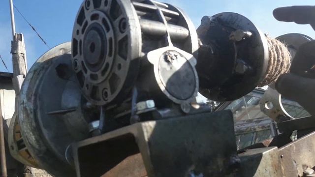 Проек колодец - первые испытания подъёмника смотреть онлайн