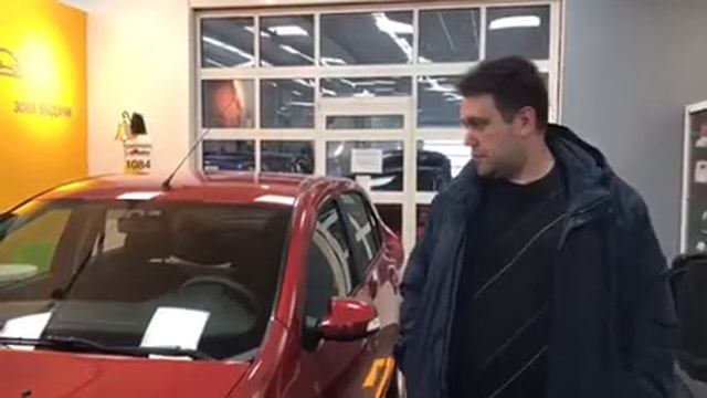 Покупка нового автомобиля Renault смотреть онлайн