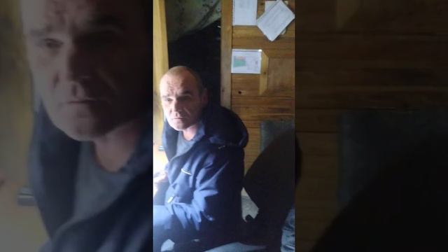 Вязьма таможня.Не адекватный охранник.Пьяный на рабочем месте смотреть онлайн