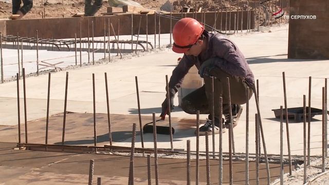 В Серпухове продолжается масштабная реконструкция привокзальной площади смотреть онлайн