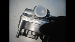 Клапан ускорительный 100-3518010