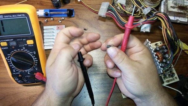 Как отремонтировать блок питания , последовательность действий.