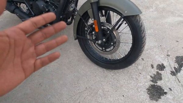 2024 Royal Enfield Classic 350 Signals | Make it Yours | Detailed Review | Motorxone