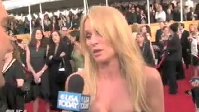 Celeb Watch: Nicolette Sheridan At The SAG Awards