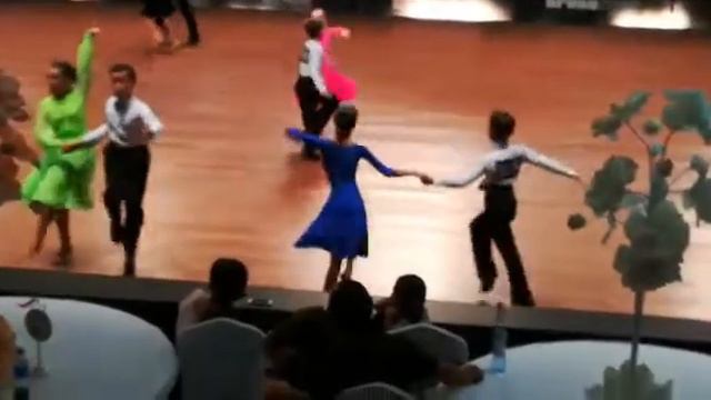 Radu Gavrila Casagranda& Alexandra Suciu pe ringul de dans смотреть онлайн