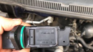 Замена датчика дмрв Maf Volkswagen T 5 2005