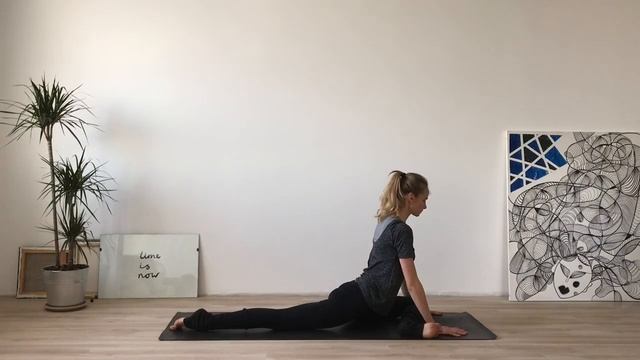 Динамичная практика йоги_ виньяса-флоу. ★ ★ ★ ★ ☆.mp4