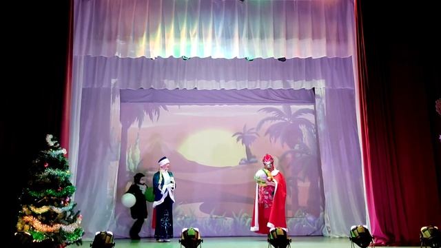 новогодний спектакль "Возвращение Деда Мороза" смотреть онлайн