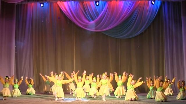 Хореографический коллектив «Карамель» - «Край родной» смотреть онлайн