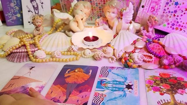 What's coming towards You in Love??????❤️? Tarot pick a card?⭐️??? смотреть онлайн