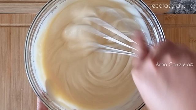 el pastel de YOGURT MÁS RICO Y FÁCIL, en SÓLO 1 MINUTO, 4 INGREDIENTES y SIN HARINA??? смотреть онлайн