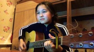 Песня «быть может ты, услышишь  меня» под гитару.