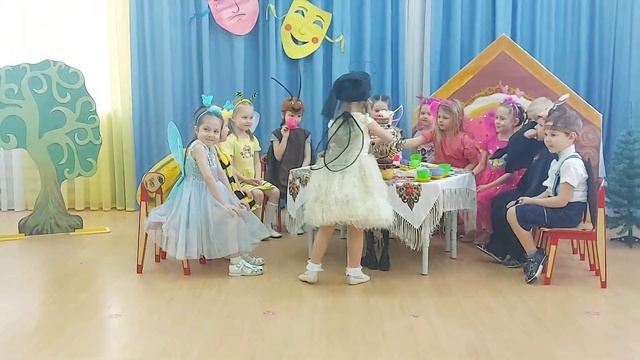 Театральная весна. Детский сад №1. Группа 12 смотреть онлайн