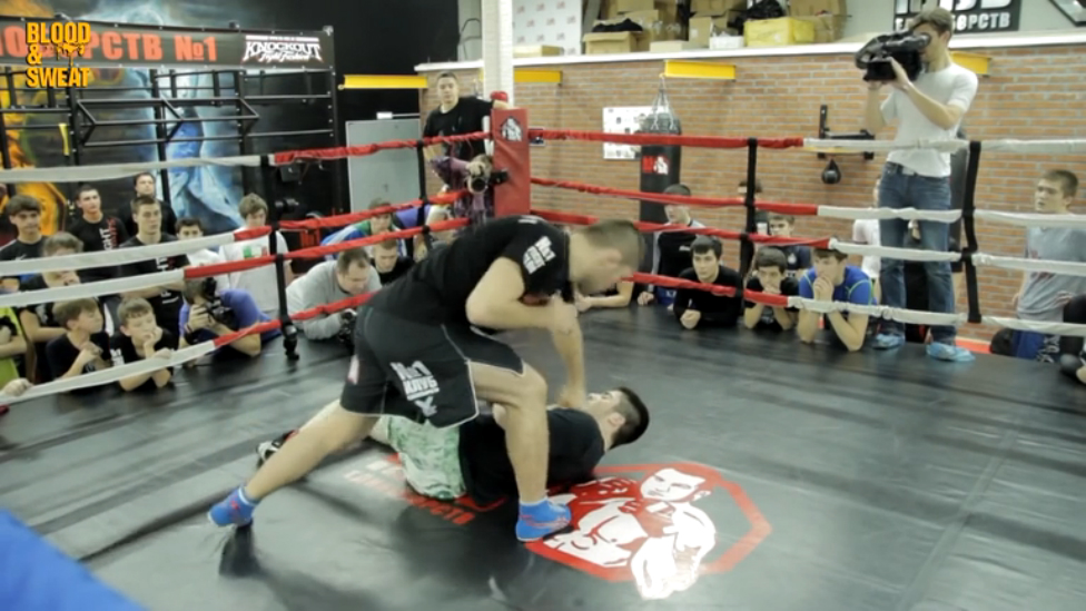 Хабиб Нурмагомедов. Борьба в стойке и в партере. Khabib Nurmagomedov. Wrestling in MMA. смотреть онлайн