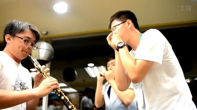 Jazz blues jam in C by Dengjie Long, Jang Li and Ziyang Li, APHF 2014 смотреть онлайн