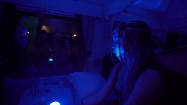 7 ДНЕЙ в ПОЕЗДЕ! КАКОВО ЭТО?ДИСКОТЕКА в ВАГОНЕ /ОТЕЛЬ на КОЛЕСАХ смотреть онлайн