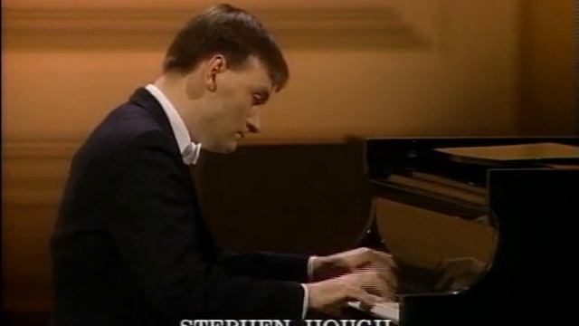 Stephen Hough Plays Schumann