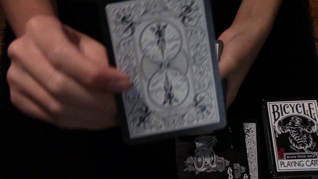 Ellusionist Black Tiger Playing Cards - Deck Review смотреть онлайн
