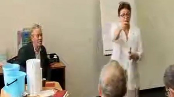 Врач гематолог