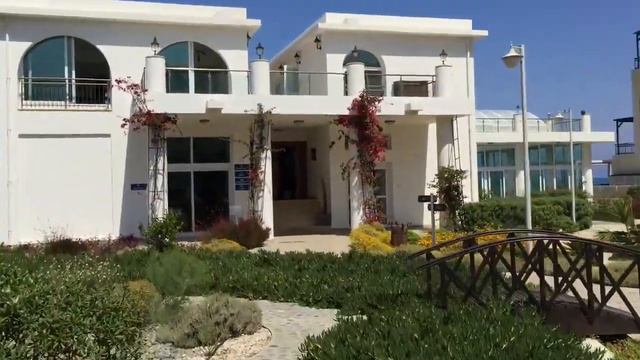 Afrodite Beachfront Resort смотреть онлайн