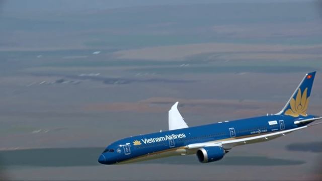 Boeing Vietnam Airlines 787-9 Dreamliner Vertical Takeoff & Steep Turns 2015 Paris Air Show Prep смотреть онлайн