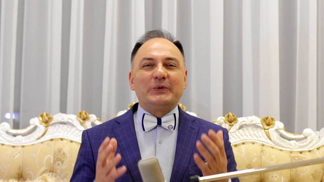 Где найти свадебного ведущего смотреть онлайн