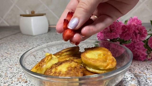 НАЙДЕН САМЫЙ ЛУЧШИЙ РЕЦЕПТ ТЕСТА ДЛЯ ОЛАДУШЕК ⬆️ ВАРИАНТЫ ПОДАЧИ +ОФОРМЛЕНИЕ ??? смотреть онлайн