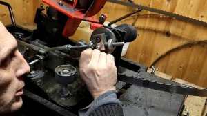 ТОЧУ ленточные ПИЛЫ на заточном станке Астрон - Как учился точить на пробах и ошибках?