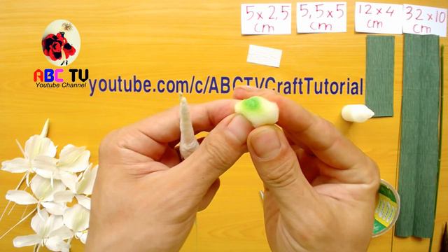 ABC TV | How To Make White Ginger Paper Flower From Crepe Paper - Craft Tutorial смотреть онлайн