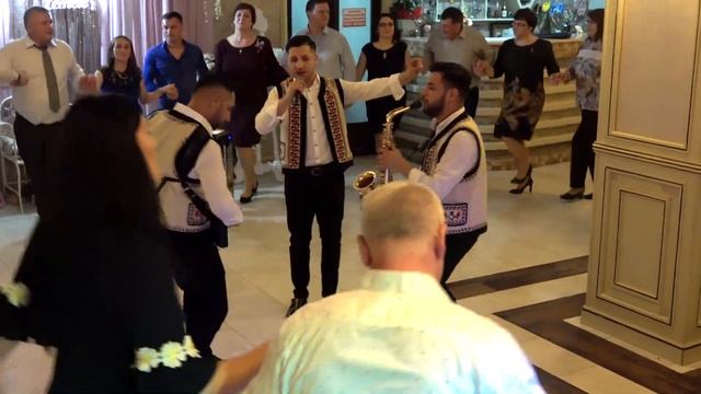 Formatia Fratii Sandu Din Neamt - 5 Bani 10 Bani