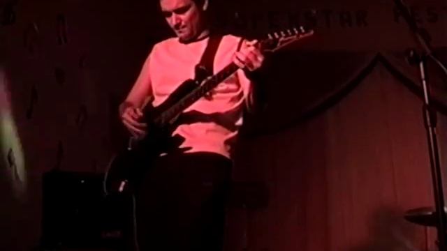 Pedro Massa/ solo "O Poeta está Vivo" com guitarra ibanez e processador 4040 ZOOM смотреть онлайн
