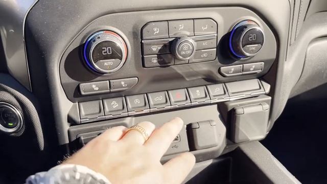 Chevrolet Silverado Z71 2021 года за 59300$ из США в Россию | Склад запчастей Tesla в Лос Анджелес смотреть онлайн