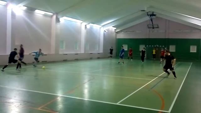 Олимпийский двор Сыктывкар 31 марта футбол 5 смотреть онлайн